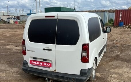 Peugeot Partner II рестайлинг 2, 2012 год, 500 000 рублей, 2 фотография