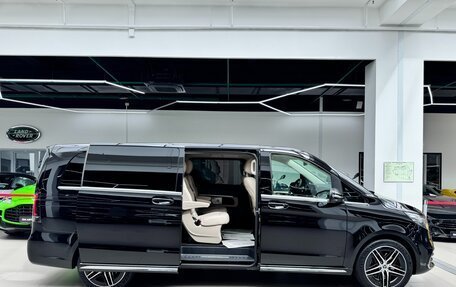 Mercedes-Benz V-Класс, 2025 год, 13 190 000 рублей, 15 фотография