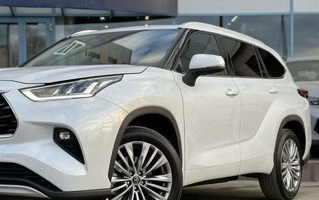Toyota Highlander, 2025 год, 5 690 000 рублей, 6 фотография