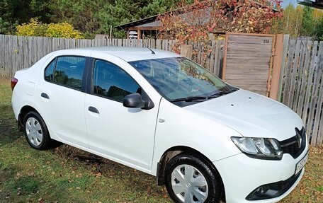 Renault Logan II, 2016 год, 770 000 рублей, 18 фотография