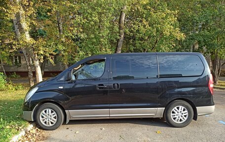 Hyundai H-1 II рестайлинг, 2016 год, 2 100 000 рублей, 2 фотография