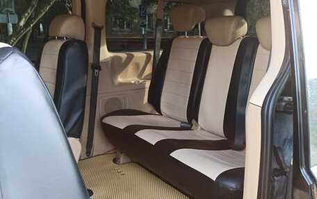 Hyundai H-1 II рестайлинг, 2016 год, 2 100 000 рублей, 8 фотография
