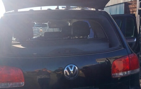 Volkswagen Touareg III, 2003 год, 900 000 рублей, 5 фотография