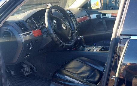 Volkswagen Touareg III, 2003 год, 900 000 рублей, 13 фотография