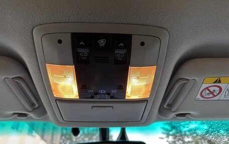 Toyota Land Cruiser Prado 150 рестайлинг 2, 2014 год, 3 000 000 рублей, 12 фотография