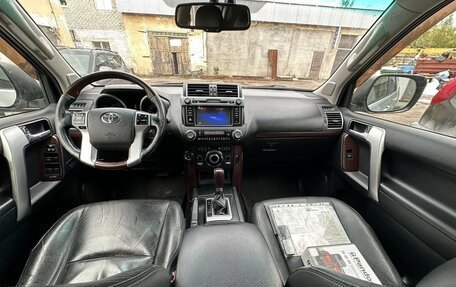 Toyota Land Cruiser Prado 150 рестайлинг 2, 2014 год, 3 000 000 рублей, 8 фотография