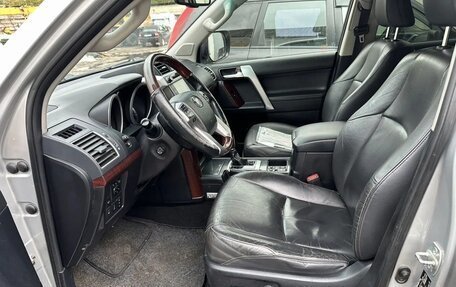 Toyota Land Cruiser Prado 150 рестайлинг 2, 2014 год, 3 000 000 рублей, 19 фотография