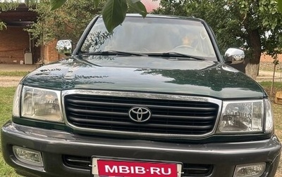 Toyota Land Cruiser 100 рестайлинг 2, 2000 год, 1 400 000 рублей, 1 фотография