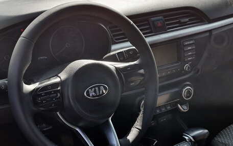 KIA Rio IV, 2017 год, 1 229 000 рублей, 2 фотография