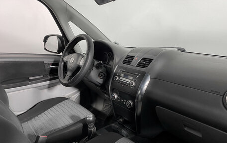 Suzuki SX4 II рестайлинг, 2010 год, 629 000 рублей, 10 фотография