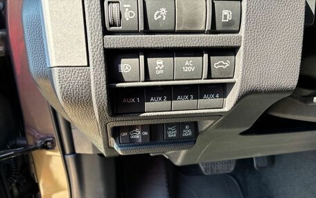 Toyota Tacoma, 2025 год, 14 365 000 рублей, 14 фотография