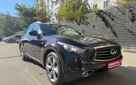 Infiniti FX II, 2012 год, 1 850 000 рублей, 1 фотография