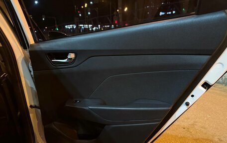 Hyundai Solaris II рестайлинг, 2021 год, 1 575 000 рублей, 15 фотография