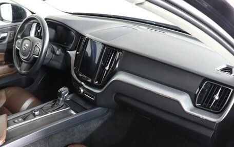 Volvo XC60 II, 2018 год, 2 980 000 рублей, 6 фотография
