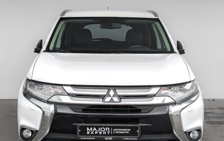 Mitsubishi Outlander III рестайлинг 3, 2016 год, 1 850 000 рублей, 2 фотография