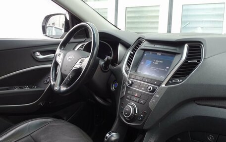 Hyundai Santa Fe III рестайлинг, 2017 год, 2 350 000 рублей, 2 фотография