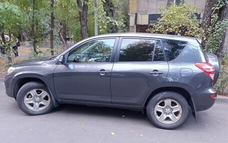 Toyota RAV4, 2011 год, 1 250 000 рублей, 2 фотография