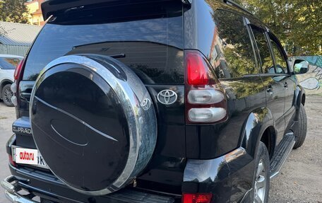 Toyota Land Cruiser Prado 120 рестайлинг, 2004 год, 1 500 000 рублей, 2 фотография