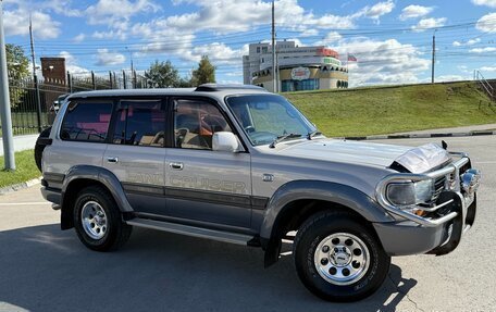 Toyota Land Cruiser 80 рестайлинг, 1997 год, 1 980 000 рублей, 3 фотография