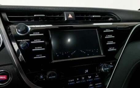 Toyota Camry, 2020 год, 2 650 000 рублей, 11 фотография