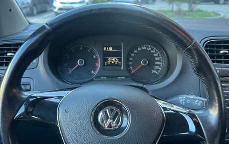 Volkswagen Polo VI (EU Market), 2017 год, 1 210 000 рублей, 33 фотография
