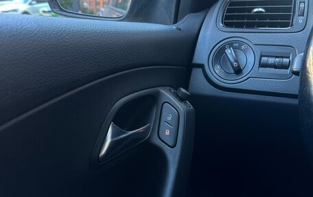 Volkswagen Polo VI (EU Market), 2017 год, 1 210 000 рублей, 34 фотография