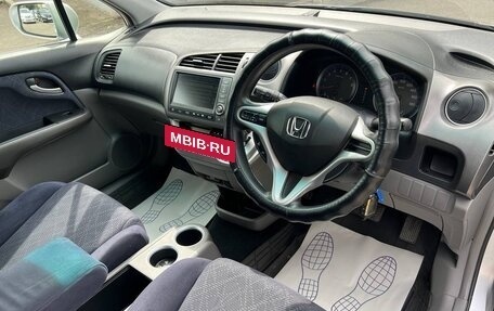 Honda Stream II, 2010 год, 1 245 000 рублей, 13 фотография