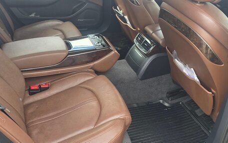 Audi A8, 2016 год, 3 000 000 рублей, 10 фотография