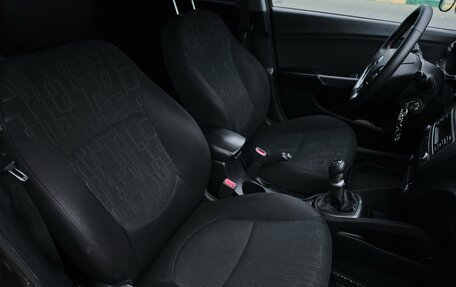 KIA Rio III рестайлинг, 2017 год, 950 000 рублей, 27 фотография