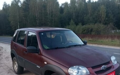 Chevrolet Niva I рестайлинг, 2013 год, 500 000 рублей, 4 фотография