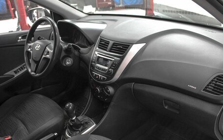 Hyundai Solaris II рестайлинг, 2012 год, 949 900 рублей, 6 фотография