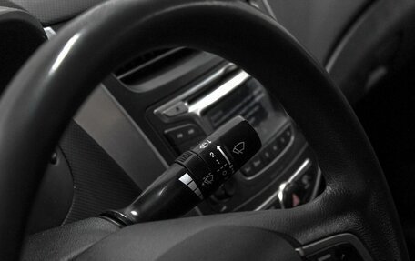 Hyundai Solaris II рестайлинг, 2012 год, 949 900 рублей, 22 фотография