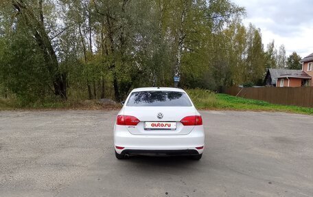 Volkswagen Jetta VI, 2013 год, 670 000 рублей, 6 фотография