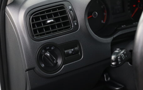 Volkswagen Polo VI (EU Market), 2019 год, 1 388 600 рублей, 12 фотография