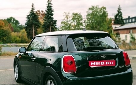 MINI Hatch, 2017 год, 1 475 000 рублей, 2 фотография