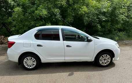 Renault Logan II, 2017 год, 275 000 рублей, 4 фотография
