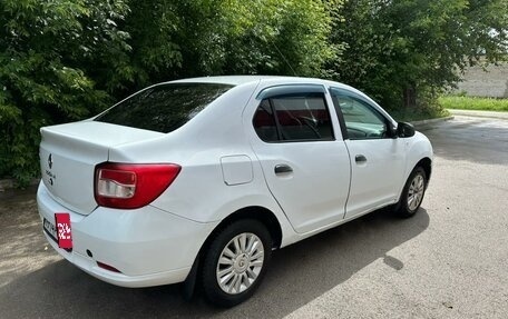 Renault Logan II, 2017 год, 275 000 рублей, 2 фотография