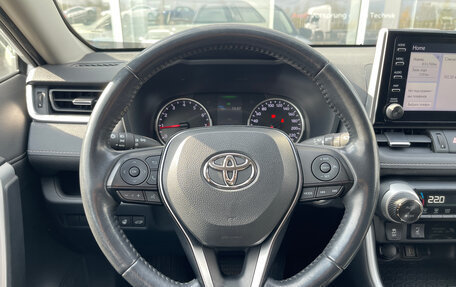 Toyota RAV4, 2021 год, 3 000 000 рублей, 11 фотография