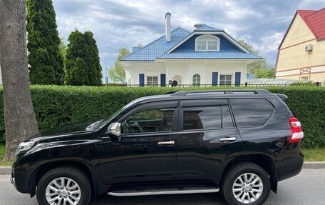 Toyota Land Cruiser Prado 150 рестайлинг 2, 2015 год, 4 150 000 рублей, 1 фотография