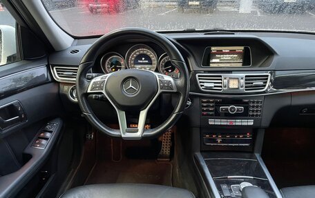Mercedes-Benz E-Класс, 2015 год, 2 150 000 рублей, 2 фотография