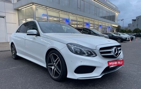 Mercedes-Benz E-Класс, 2015 год, 2 150 000 рублей, 3 фотография