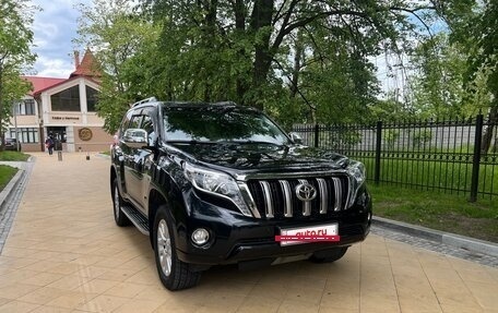 Toyota Land Cruiser Prado 150 рестайлинг 2, 2015 год, 4 150 000 рублей, 3 фотография