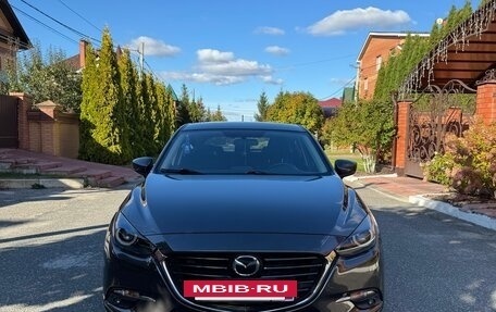 Mazda 3, 2018 год, 1 530 000 рублей, 2 фотография