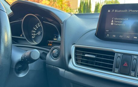 Mazda 3, 2018 год, 1 530 000 рублей, 8 фотография
