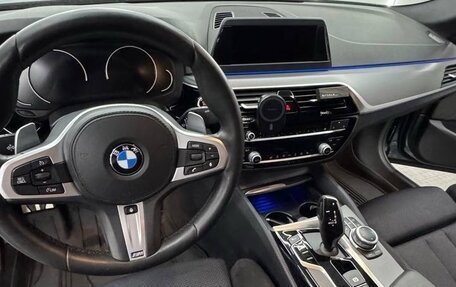 BMW 5 серия, 2018 год, 3 500 000 рублей, 12 фотография