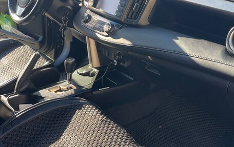 Toyota RAV4, 2013 год, 1 750 000 рублей, 9 фотография