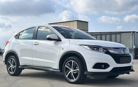 Honda Vezel, 2021 год, 1 595 000 рублей, 4 фотография