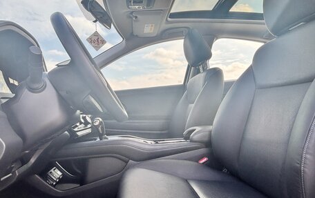Honda Vezel, 2021 год, 1 595 000 рублей, 25 фотография