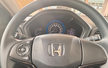 Honda Vezel, 2021 год, 1 595 000 рублей, 28 фотография