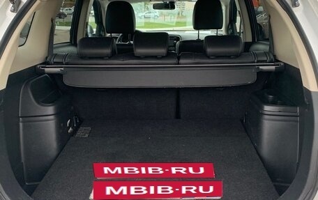Mitsubishi Outlander III рестайлинг 3, 2016 год, 1 575 000 рублей, 7 фотография